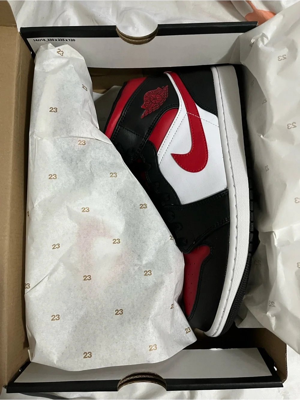 Jordan mid “bred